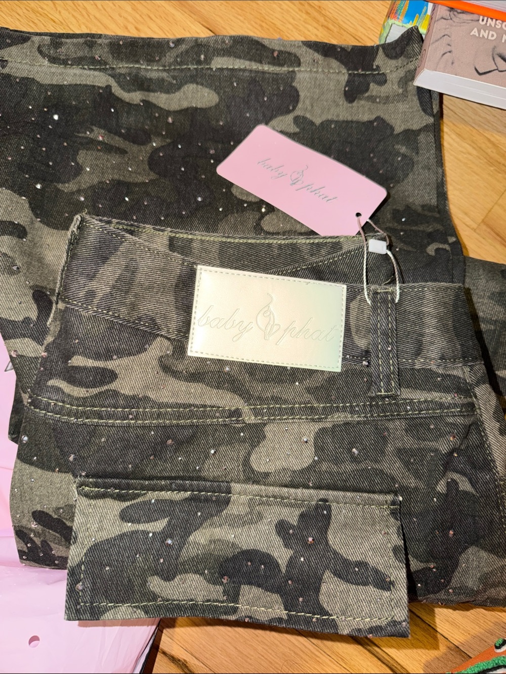 Size 29 Baby fat camouflage cargo bling wide leg jean - Picture 2 of 2